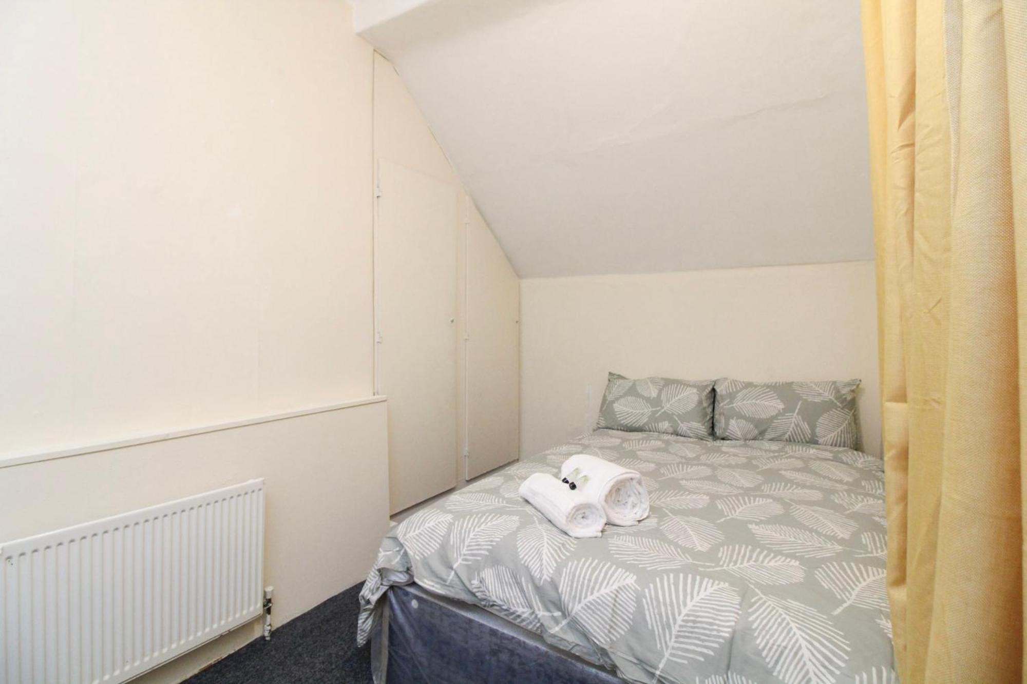 Room 4 Mayflower Road Guest House Southampton Dış mekan fotoğraf